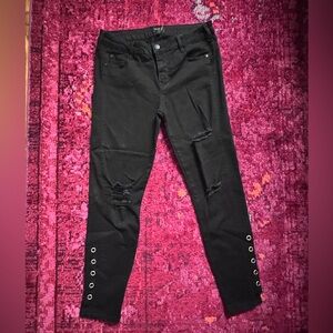 Celebrity Pink Black Mid Rise Ankle Skinny Jeans